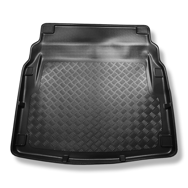 Bagagerumsmattor till Mercedes-Benz E-Klass W212 Limousine (03.2009-03.2016) - utan nischer; bagagerumsytan går upp till baksäten