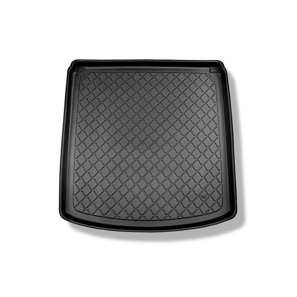 Bagagerumsmattor till Opel Astra J Sedan (09.2012-08.2018) - med nödreservhjul