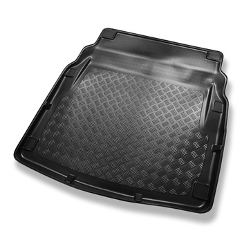 Bagagerumsmattor till Mercedes-Benz E-Klass W212 Limousine (03.2009-03.2016) - utan nischer; bagagerumsytan går upp till baksäten